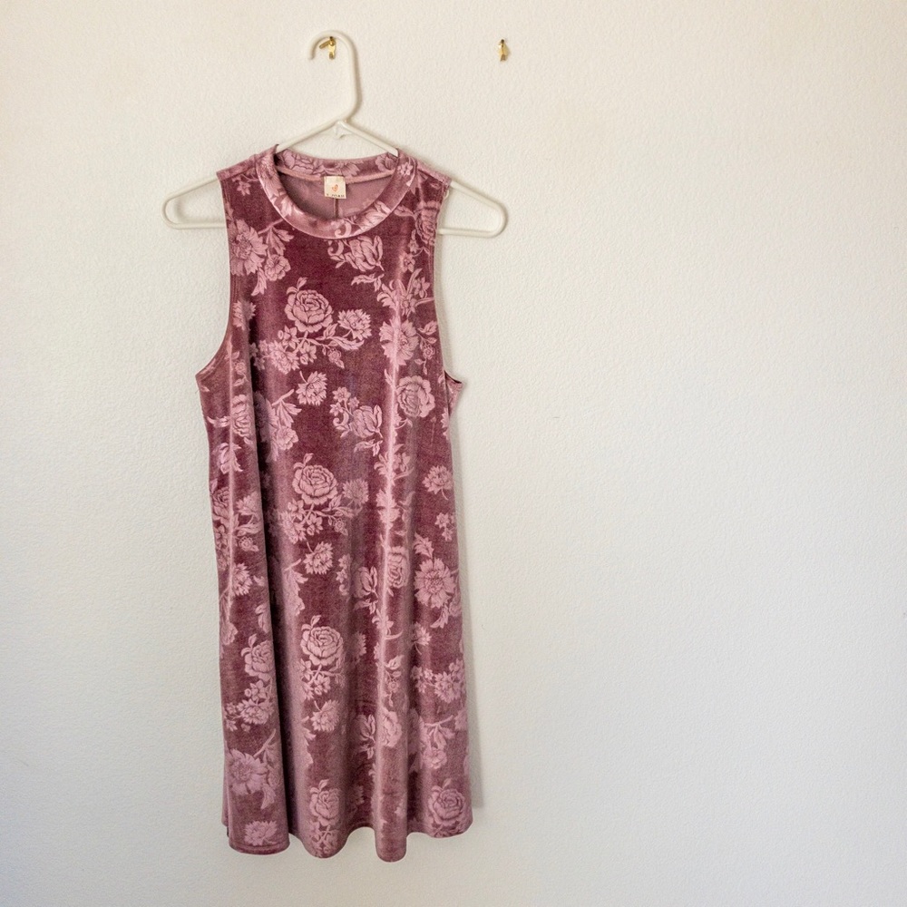 Last Day! Crushed velvet pink dress